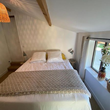 Le Sarment Bed & Breakfast Grezillac ภายนอก รูปภาพ