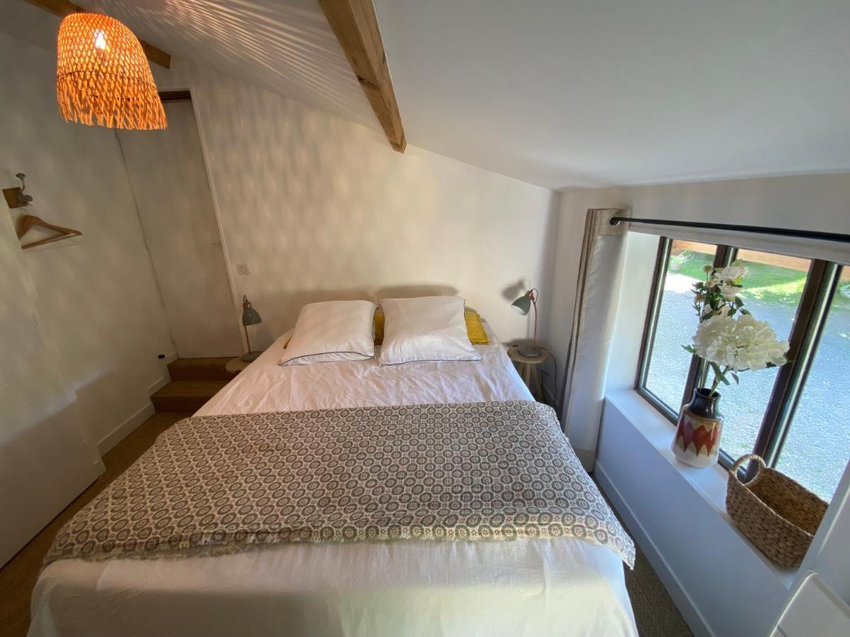 Le Sarment Bed & Breakfast Grezillac ภายนอก รูปภาพ
