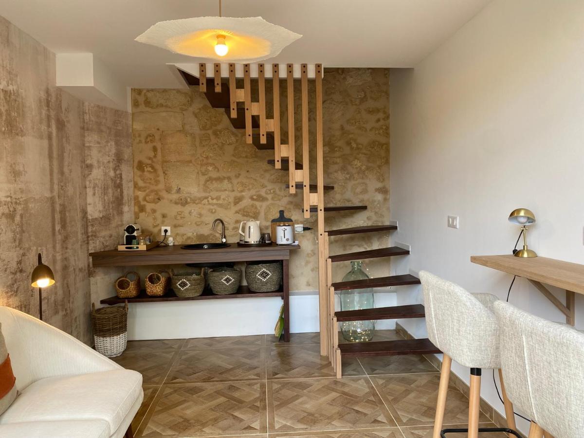 Le Sarment Bed & Breakfast Grezillac ภายนอก รูปภาพ